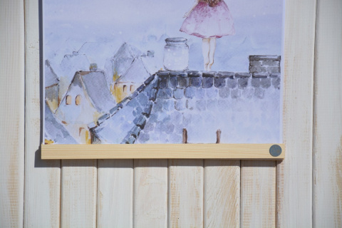 Drewniany wieszak na plakat A3 Drewniany wieszak na plakat A3